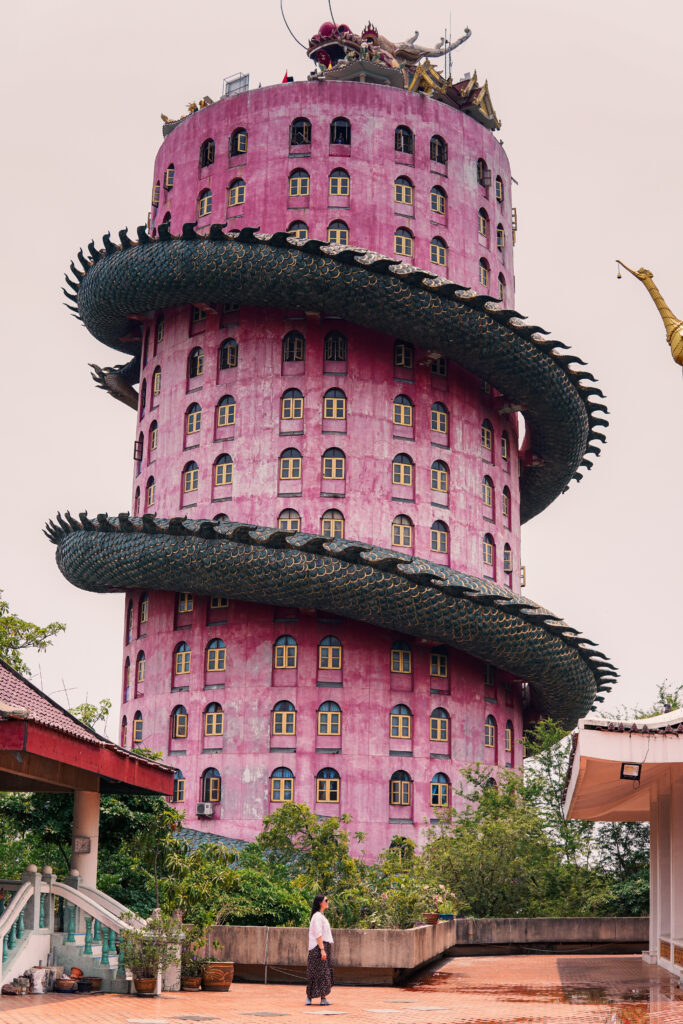 Tajlandia, Bangkok, atrakcje bangkok, co warto zobaczyć w bangkoku, świątynie w bangkoku, dragon tower