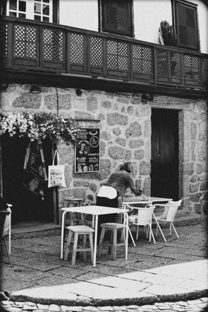 Guimarães, co robić w Guimarães , mury zamku Guimarães , jak dojechać do Guimarães , Portugalia, Północ, Norte