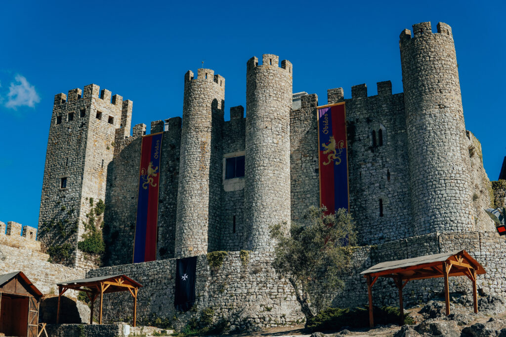 Óbidos, zamek w Óbidos, Portugalia, Ginja, Livraria de Santiago