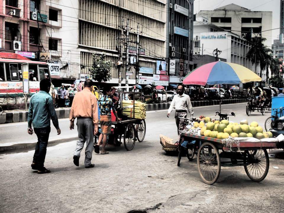 dhaka, bangladesz, koszty życia w bangladeszu, usługi w Bangladeszu, Polka w Dhace, Polka na emigracji w Bangladeszu, Polka w Bangladeszu, styl życia w Bangladeszu