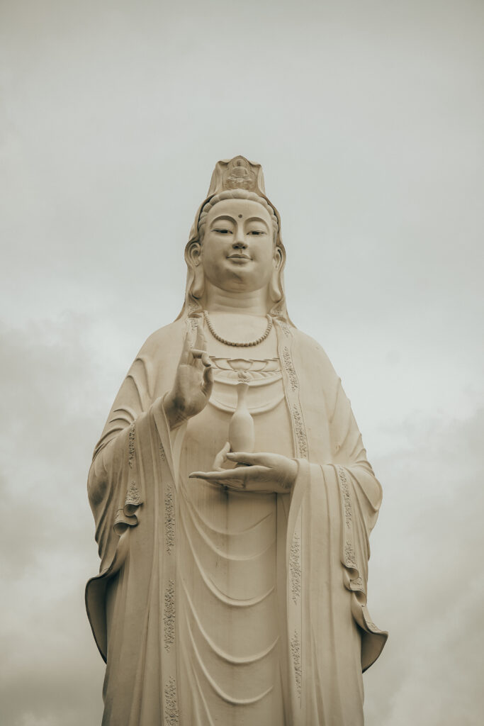 da nang, co warto zobaczyć w da nang, da nang atrakcje, wietnam, azja, golden bridge, dragon bridge, ba na hills, hoi an