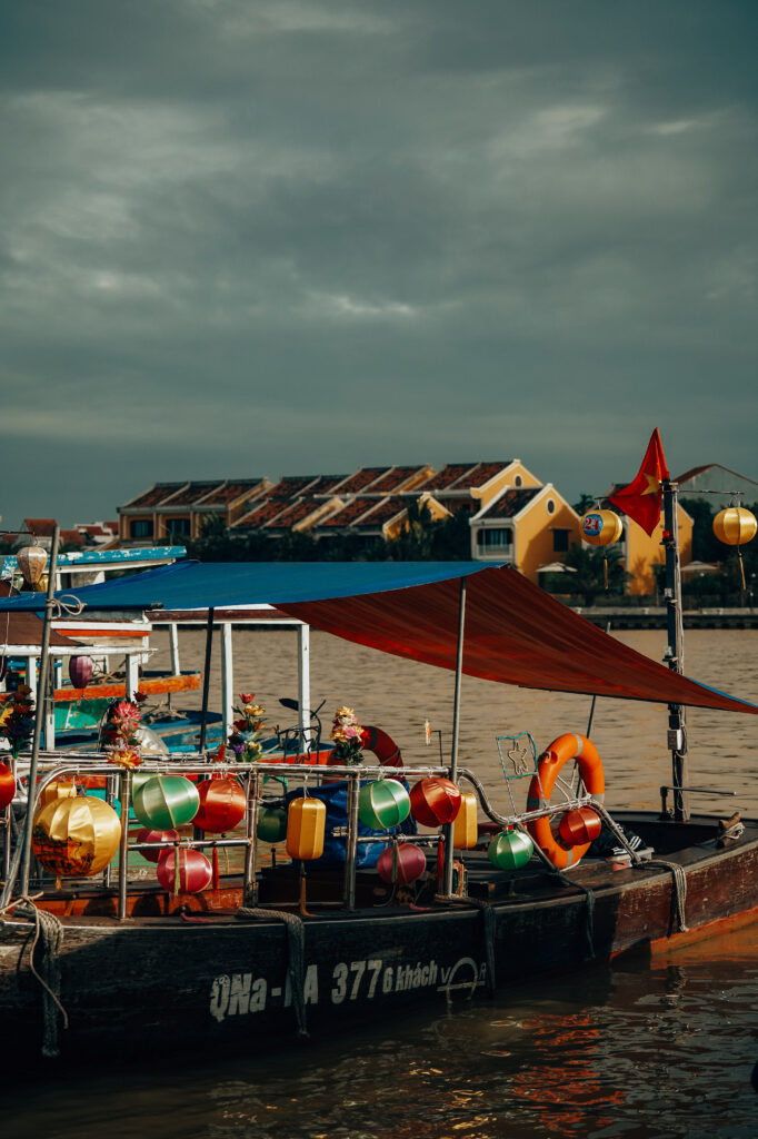 hoi an, wietnam, stare miasto hoi an, my son sanctuary, 14 top miejsc w hoi an, rejs po rzece thu bon, kiedy najlepiej odwiedzić hoi an