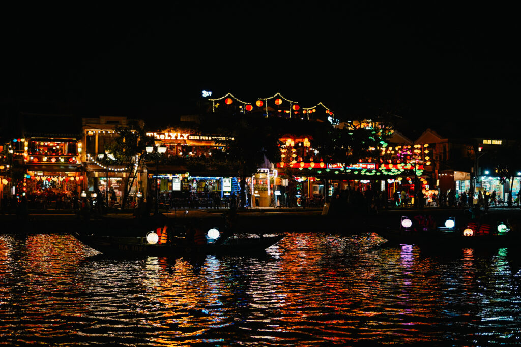 hoi an, wietnam, stare miasto hoi an, my son sanctuary, 14 top miejsc w hoi an, rejs po rzece thu bon, kiedy najlepiej odwiedzić hoi an