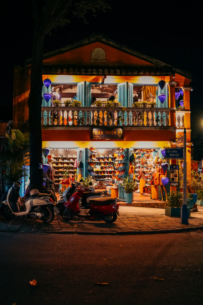 hoi an, wietnam, stare miasto hoi an, my son sanctuary, 14 top miejsc w hoi an, rejs po rzece thu bon, kiedy najlepiej odwiedzić hoi an