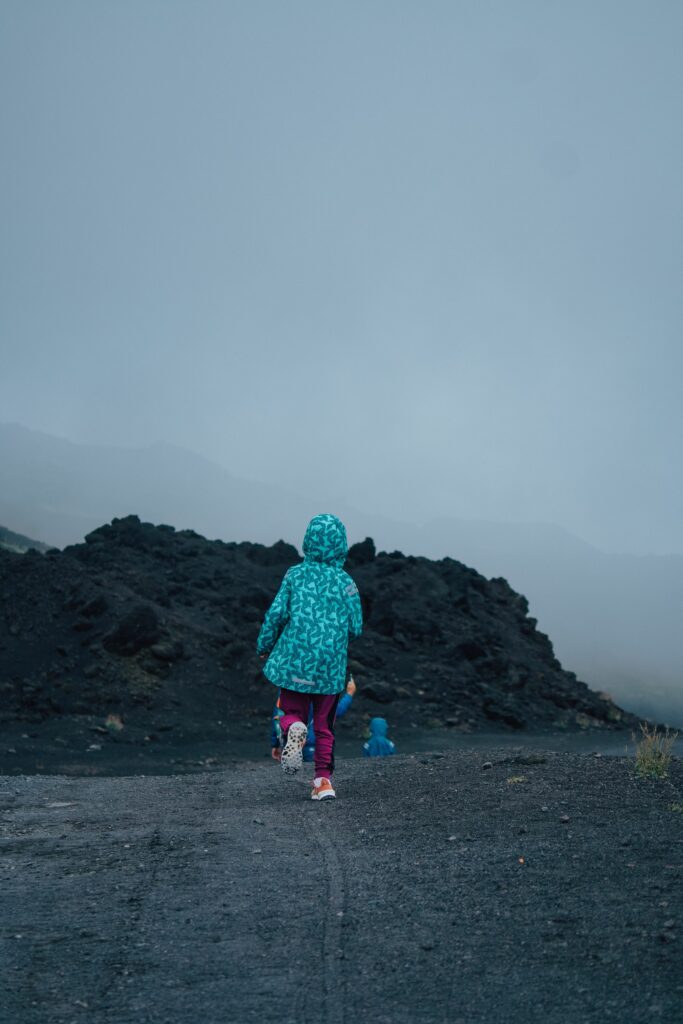 etna, etna wulkan, etna trekking, etna z dziećmi, sycylia, jak dostać się pod wulkań, etna szlaki